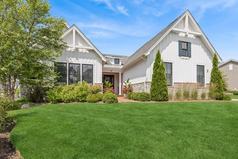 50 S Orchard Circle Lake Forest IL 60045