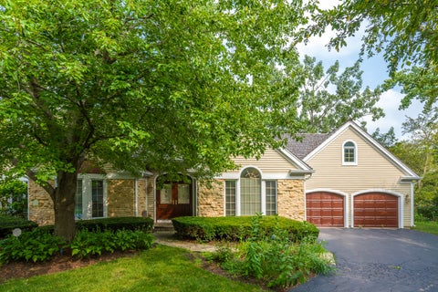 Photo of 4638 Twin Lakes Lane, Long Grove, IL 60047 (MLS # 12746230)