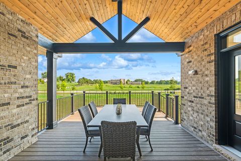 Tiny photo for 11049 Lizmore Lane #40B, Orland Park, IL 60467 (MLS # 12414467)