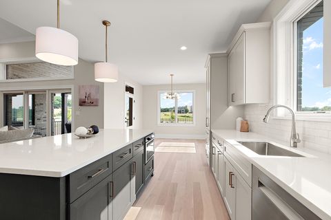 Tiny photo for 11049 Lizmore Lane #40B, Orland Park, IL 60467 (MLS # 12414467)