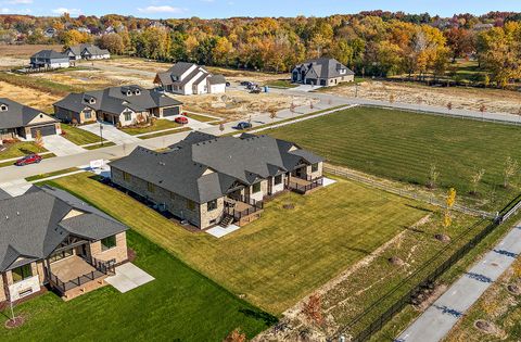 Tiny photo for 11049 Lizmore Lane #40B, Orland Park, IL 60467 (MLS # 12414467)