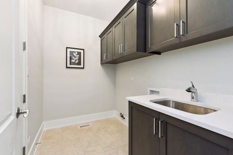 Tiny photo for 11049 Lizmore Lane #40B, Orland Park, IL 60467 (MLS # 12414467)