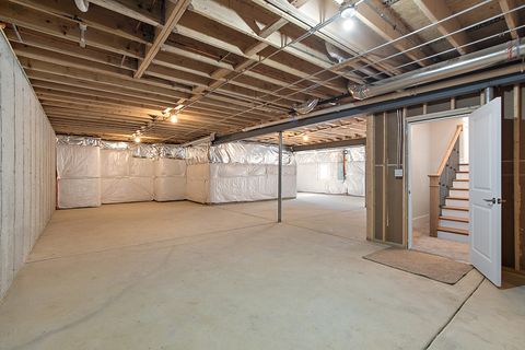 Tiny photo for 11049 Lizmore Lane #40B, Orland Park, IL 60467 (MLS # 12414467)