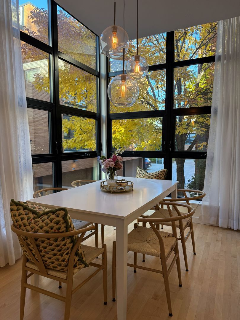 2020 W Willow Street D