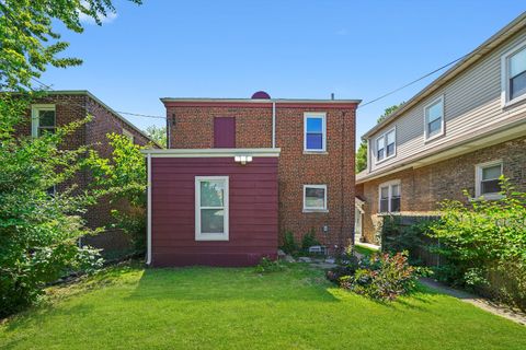 Tiny photo for 8051 S Paxton Avenue, Chicago, IL 60617 (MLS # 12496215)