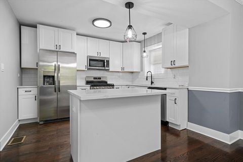 Tiny photo for 8051 S Paxton Avenue, Chicago, IL 60617 (MLS # 12496215)
