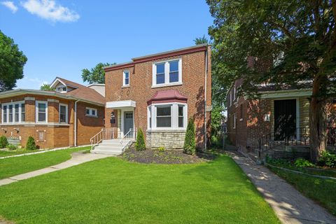 Tiny photo for 8051 S Paxton Avenue, Chicago, IL 60617 (MLS # 12496215)
