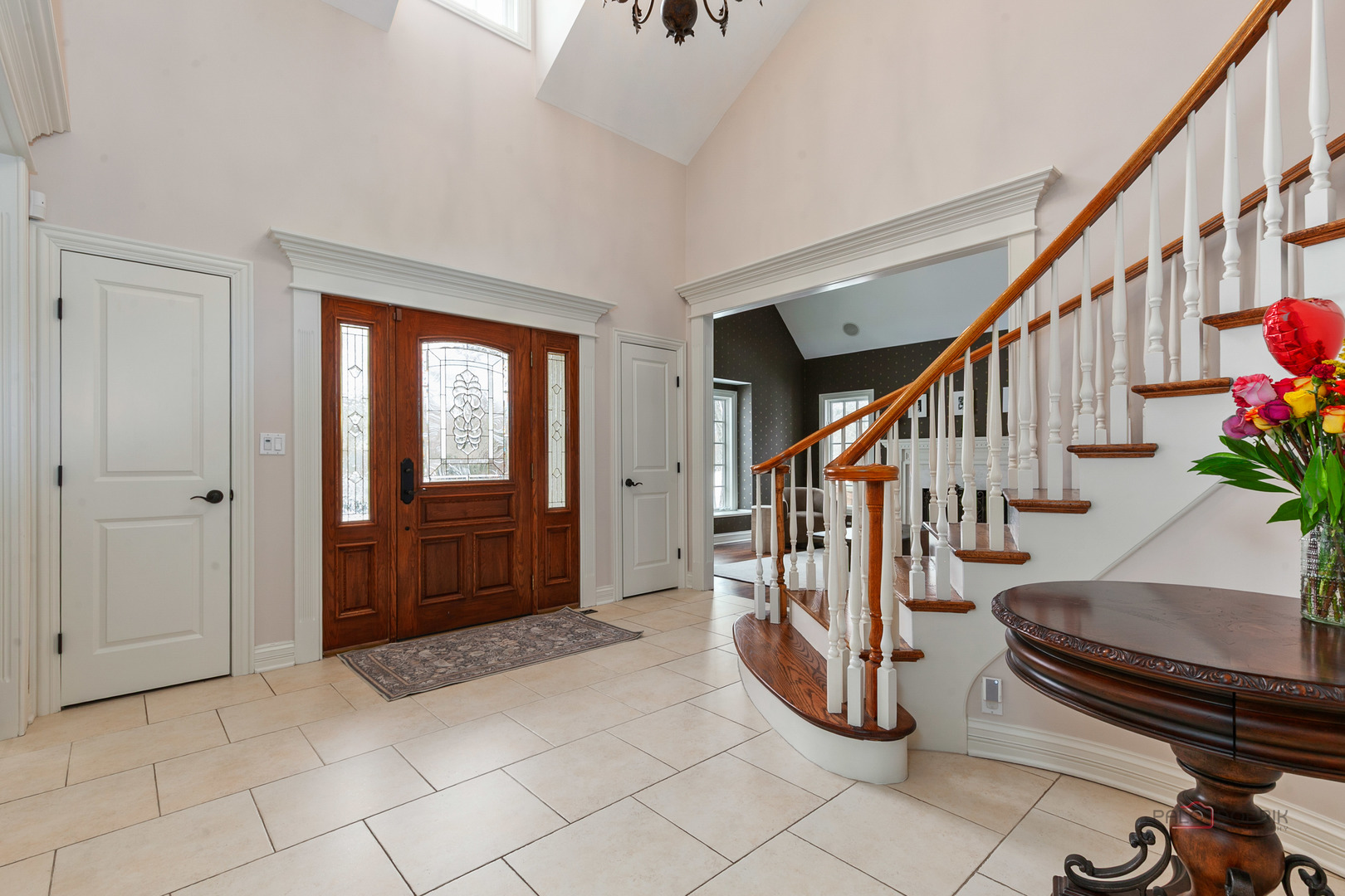 1950 W Southmeadow Lane