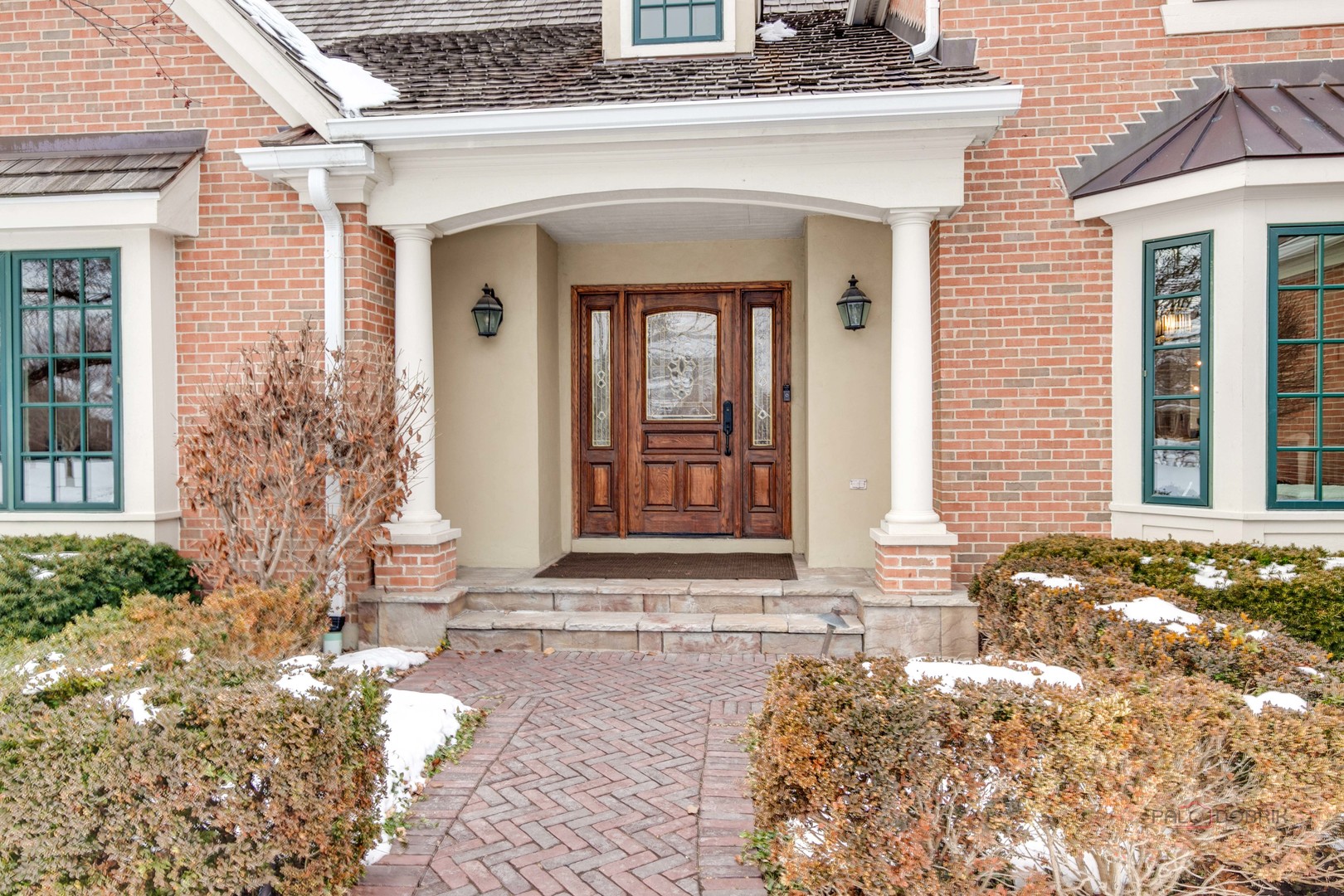 1950 W Southmeadow Lane