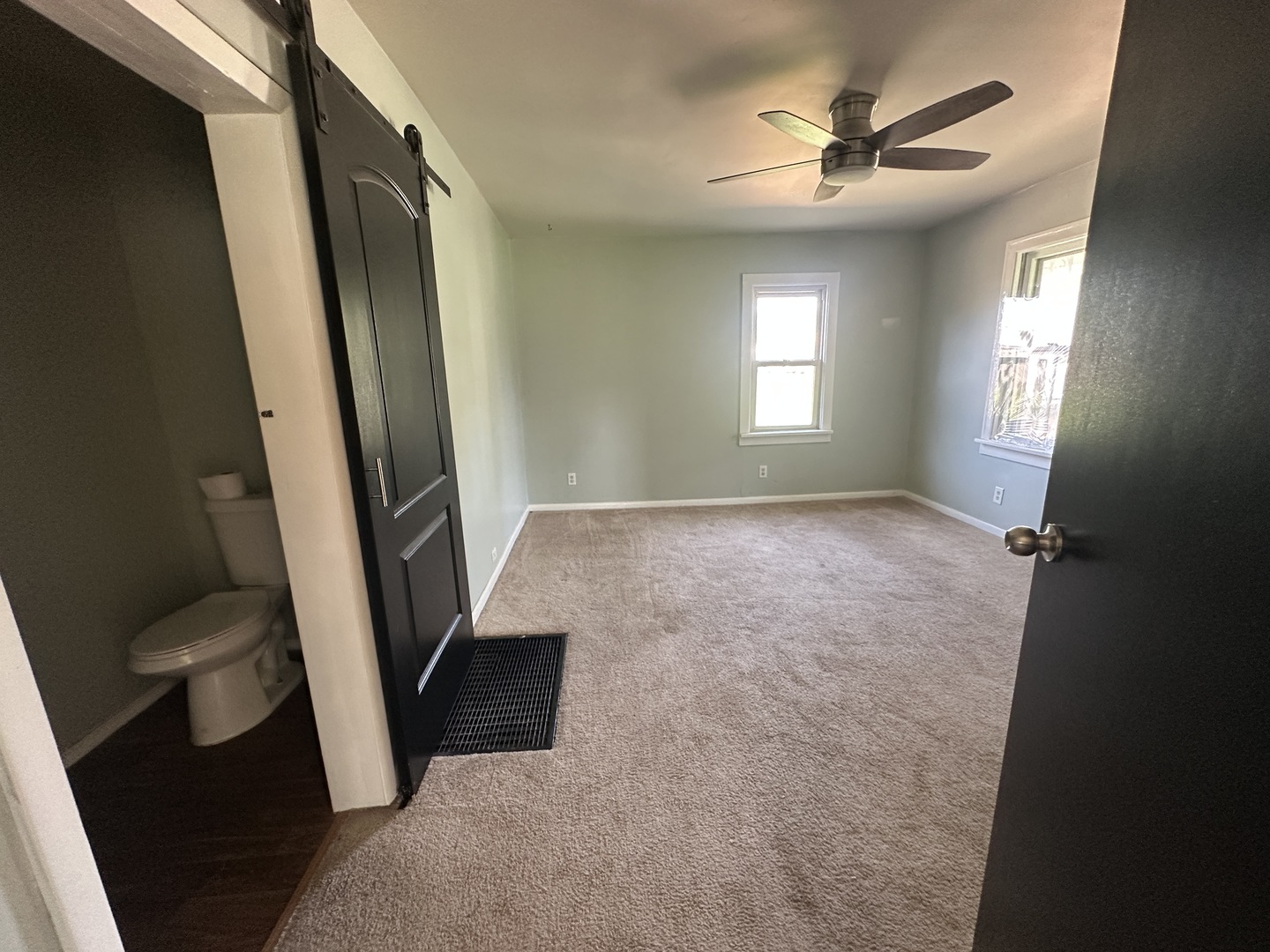 415 W Livingston Road