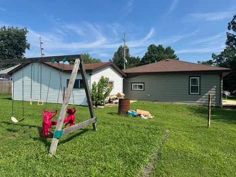 Tiny photo for 415 W Livingston Road, Streator, IL 61364 (MLS # 12436944)