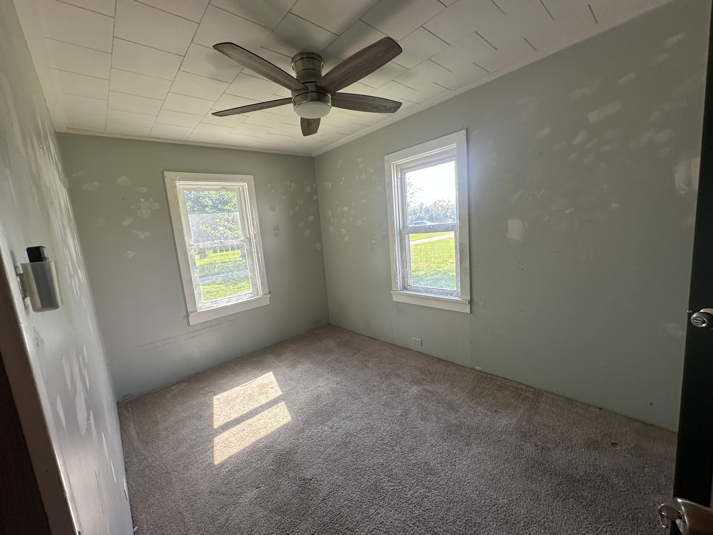 415 W Livingston Road