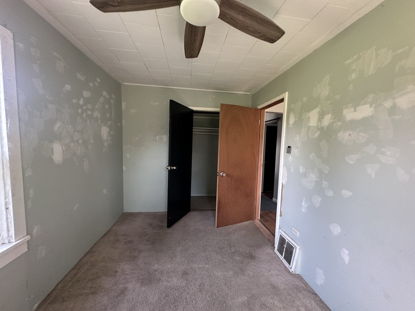 415 W Livingston Road