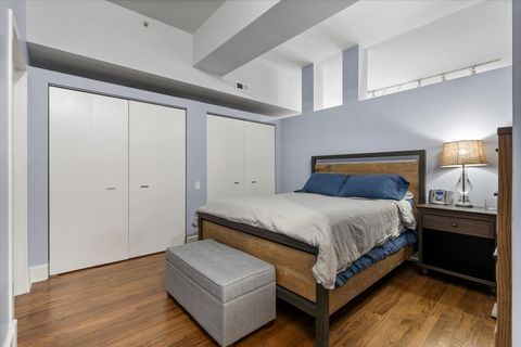 Tiny photo for 165 N Canal Street #706, Chicago, IL 60606 (MLS # 12547416)