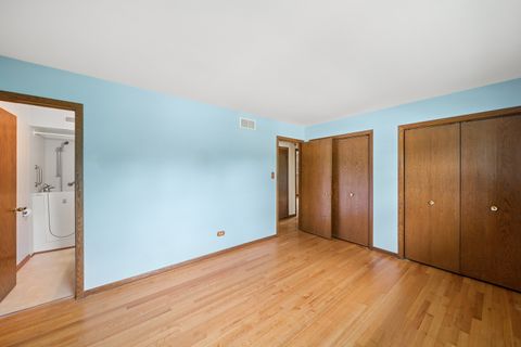 Tiny photo for 336 79th Avenue, Willowbrook, IL 60527 (MLS # 12687874)
