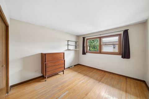 Tiny photo for 336 79th Avenue, Willowbrook, IL 60527 (MLS # 12687874)
