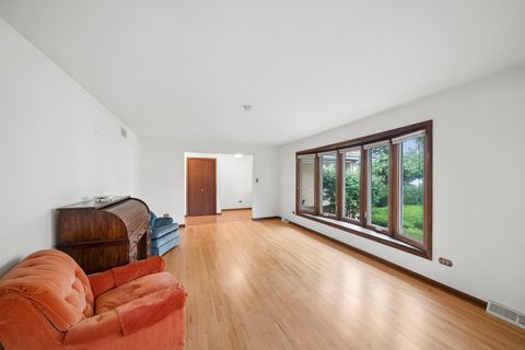 Tiny photo for 336 79th Avenue, Willowbrook, IL 60527 (MLS # 12687874)