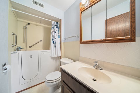 Tiny photo for 336 79th Avenue, Willowbrook, IL 60527 (MLS # 12687874)
