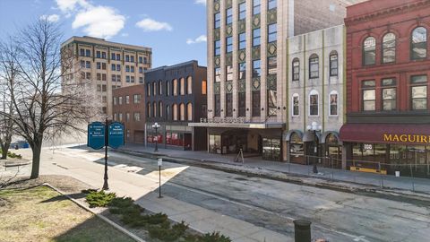 Photo of 212 N Center Street #202, Bloomington, IL 61701 (MLS # 12567832)