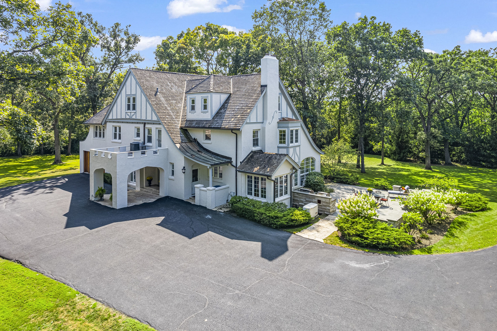 1755 Sunset Lane
