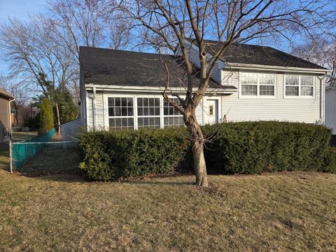 743 Skyline Drive Barrington IL 60010