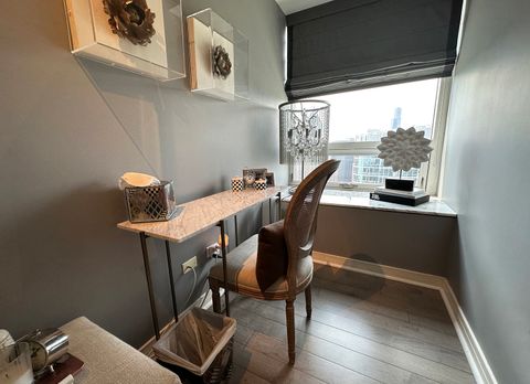 Tiny photo for 512 N Mcclurg Court #4710, Chicago, IL 60611 (MLS # 12472180)