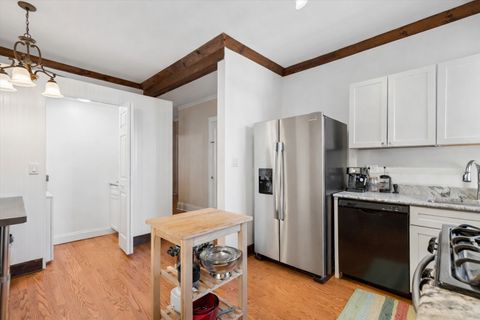 Tiny photo for 1212 W North Shore Avenue #3W, Chicago, IL 60626 (MLS # 12634071)