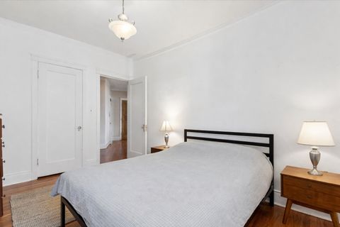 Tiny photo for 1212 W North Shore Avenue #3W, Chicago, IL 60626 (MLS # 12634071)