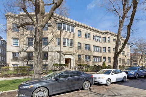 Photo of 1212 W North Shore Avenue #3W, Chicago, IL 60626 (MLS # 12634071)