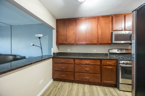 Tiny photo for 6800 N California Avenue #4i, Chicago, IL 60645 (MLS # 12795007)