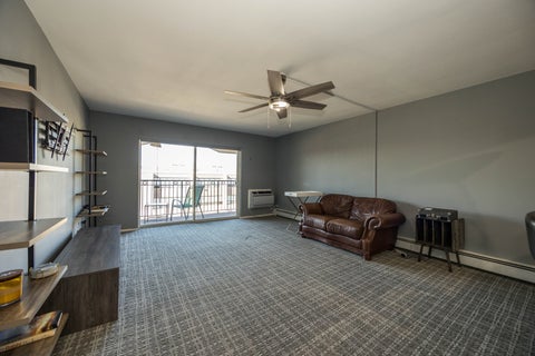 Tiny photo for 6800 N California Avenue #4i, Chicago, IL 60645 (MLS # 12795007)