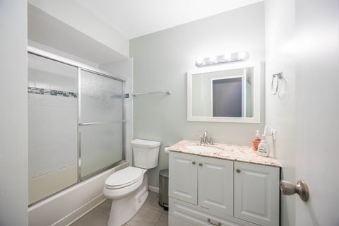 Tiny photo for 6800 N California Avenue #4i, Chicago, IL 60645 (MLS # 12795007)
