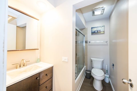 Tiny photo for 6800 N California Avenue #4i, Chicago, IL 60645 (MLS # 12795007)
