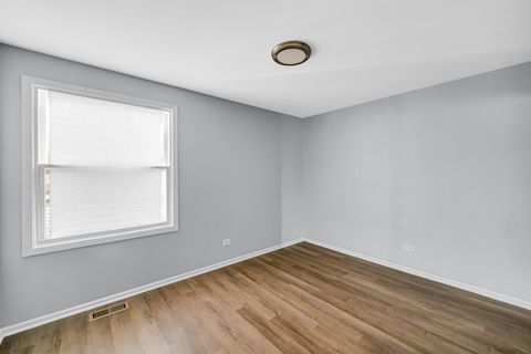 Tiny photo for 1793 Queensbury Circle #0, Hoffman Estates, IL 60169 (MLS # 12643108)
