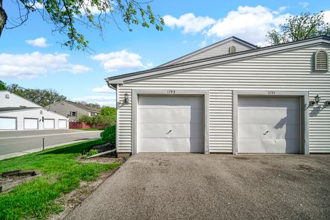Tiny photo for 1793 Queensbury Circle #0, Hoffman Estates, IL 60169 (MLS # 12643108)