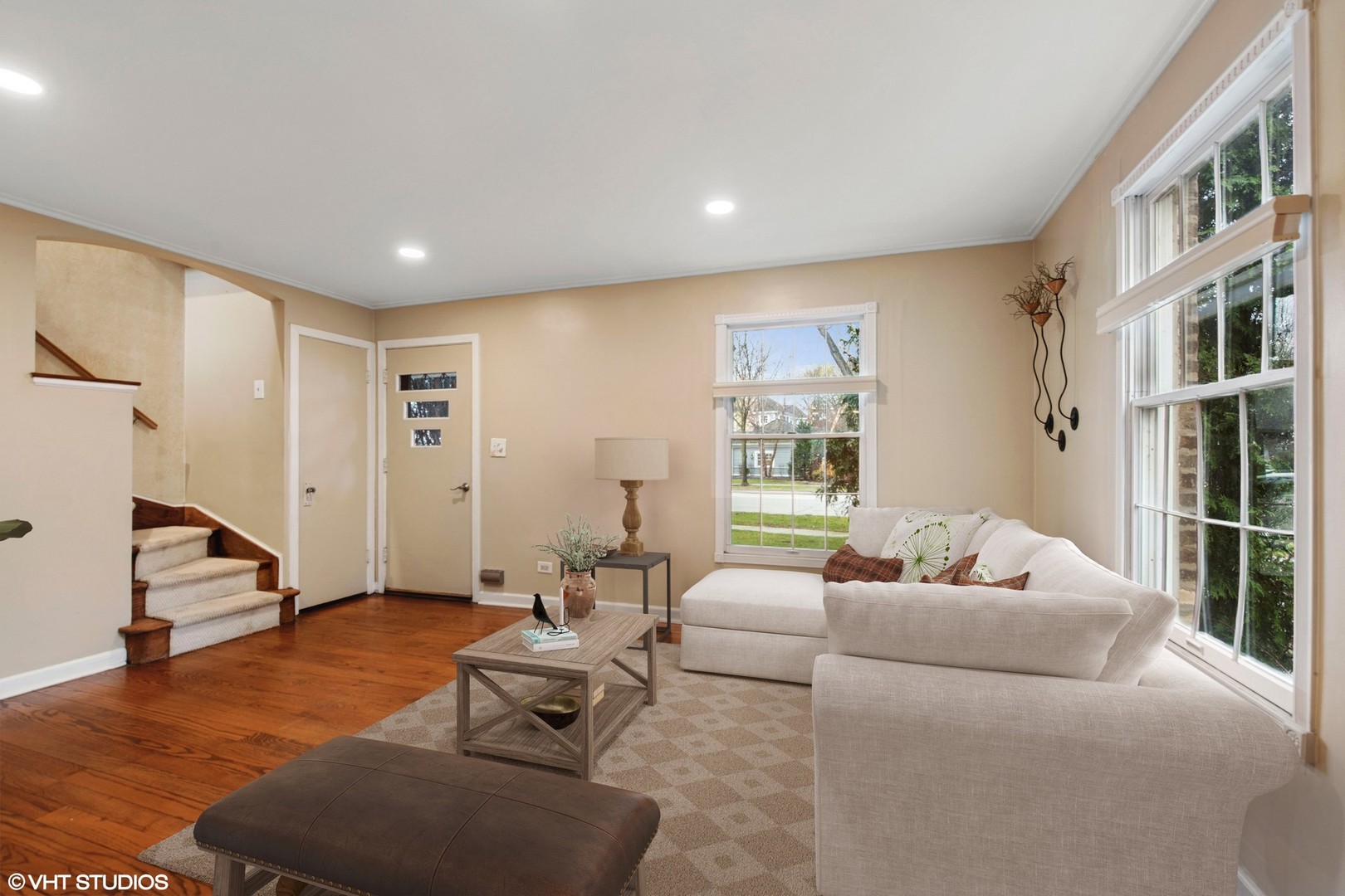 1544 W Talcott Road