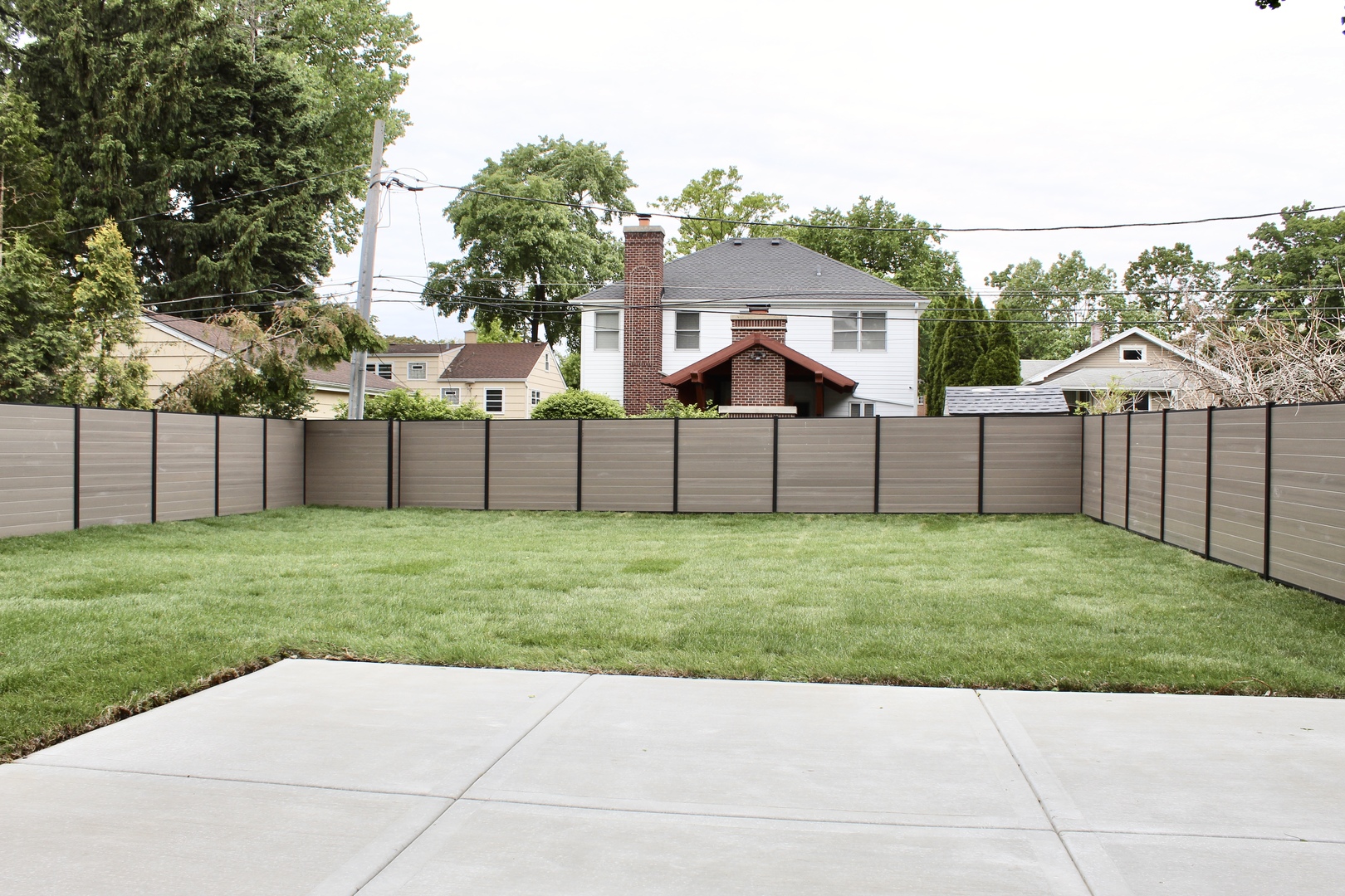 120 N Walnut Street