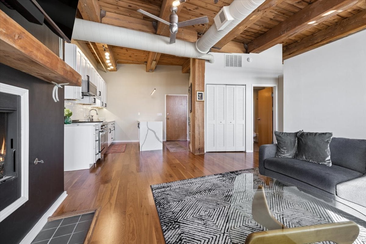 4745 N Ravenswood Avenue 308