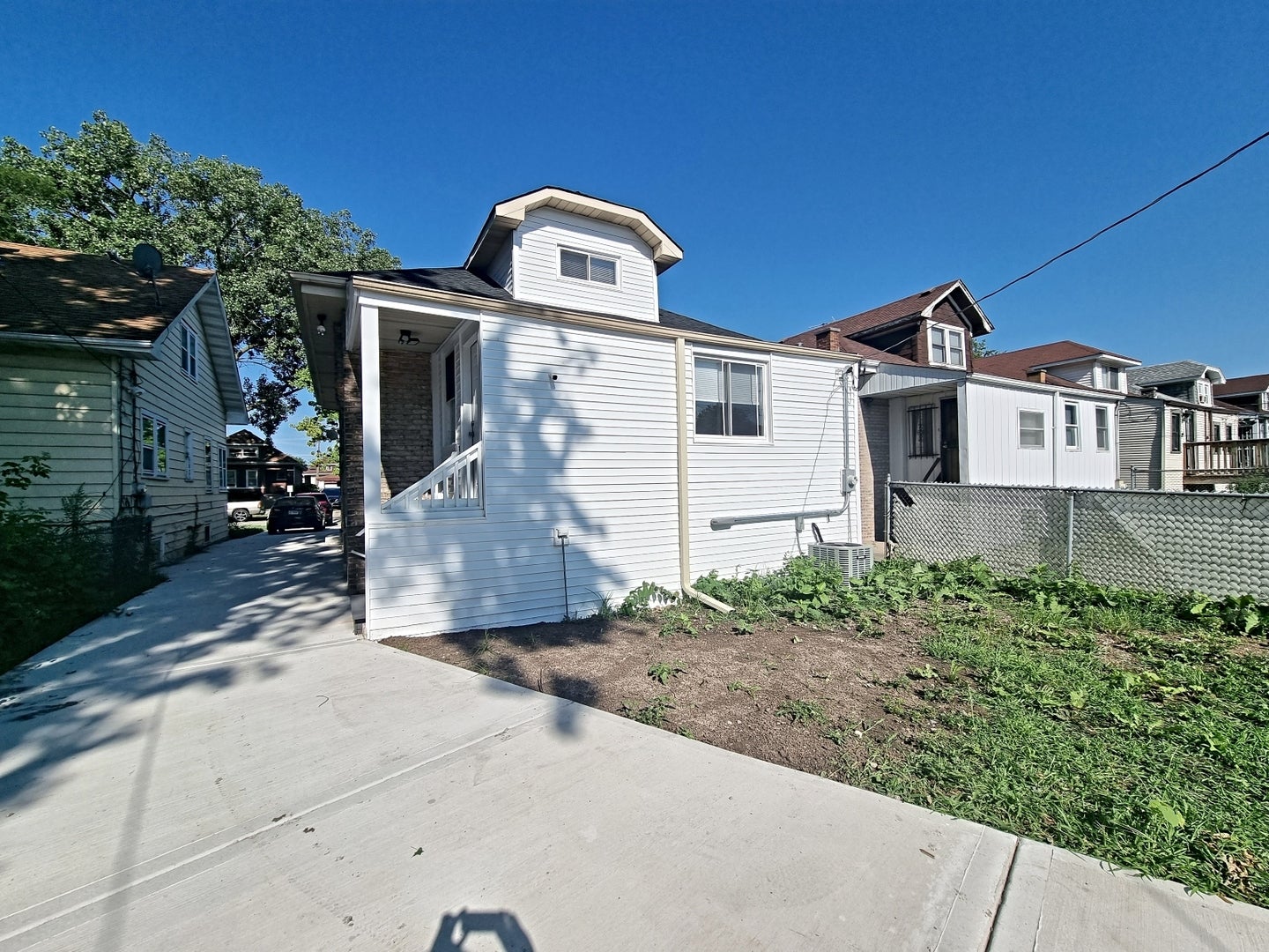2123 S 10th Avenue