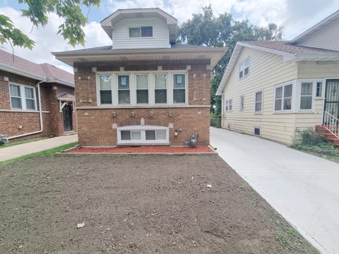 Photo of 2123 S 10th Avenue, Maywood, IL 60153 (MLS # 12766566)
