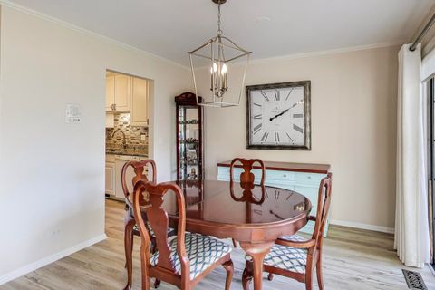 Tiny photo for 1576 N Saint Marks Place, Palatine, IL 60067 (MLS # 12513713)