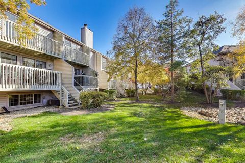 Tiny photo for 1576 N Saint Marks Place, Palatine, IL 60067 (MLS # 12513713)