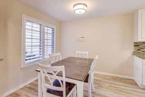 Tiny photo for 1576 N Saint Marks Place, Palatine, IL 60067 (MLS # 12513713)