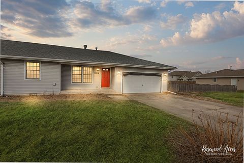 Photo of 806 Covey Lane, Coal City, IL 60416 (MLS # 12531414)