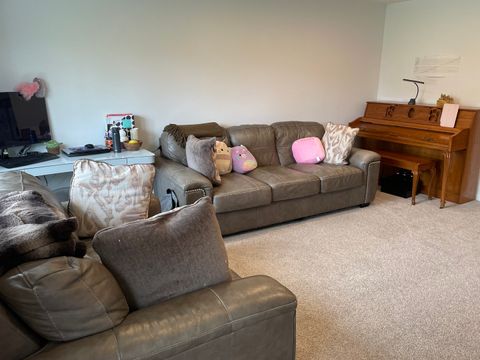 Tiny photo for 1624 W WEATHERSFIELD Way, Schaumburg, IL 60193 (MLS # 12623873)