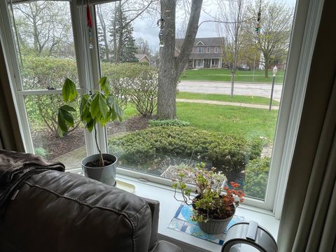 Tiny photo for 1624 W WEATHERSFIELD Way, Schaumburg, IL 60193 (MLS # 12623873)