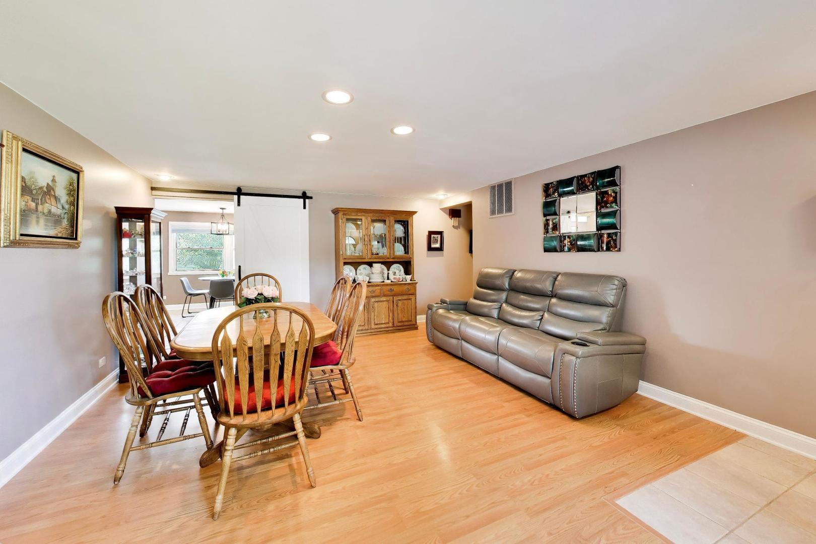 427 Kent Court