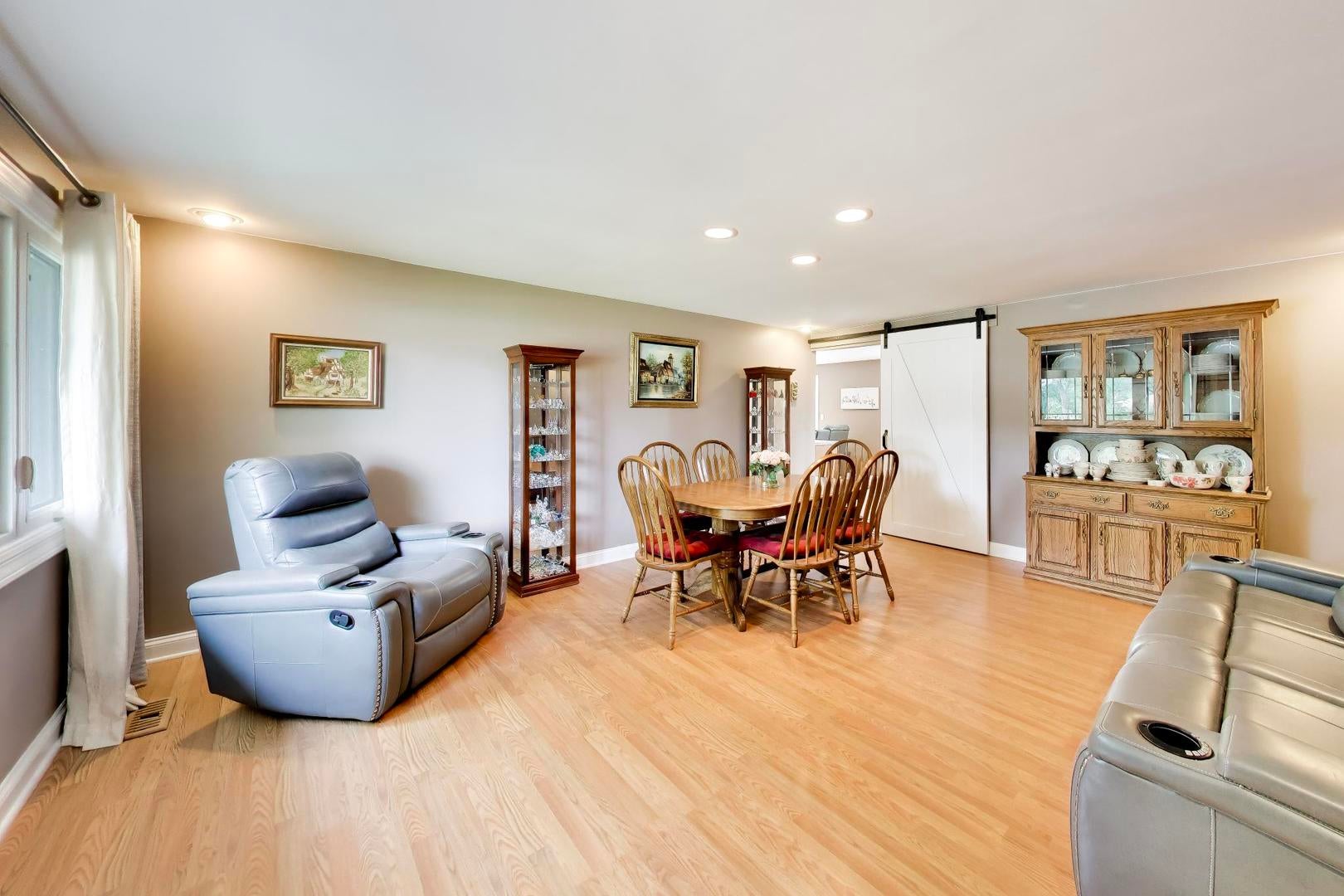 427 Kent Court