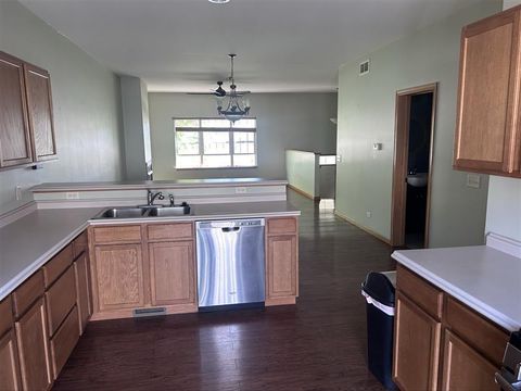 Tiny photo for 2204 Concord Drive #2204, Sycamore, IL 60178 (MLS # 12598680)