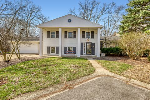 Photo of 1S538 Bayberry Lane, Wheaton, IL 60189 (MLS # 12603060)